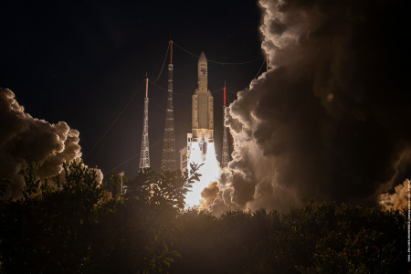Ariane_5_VA261_liftoff ©ESA