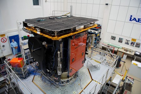 Fev. 20 - Solar Orbiter est en route pour fournir des images inédites de la surface du Soleil